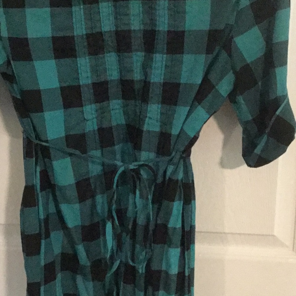 Button down shirt - Picture 4 of 4